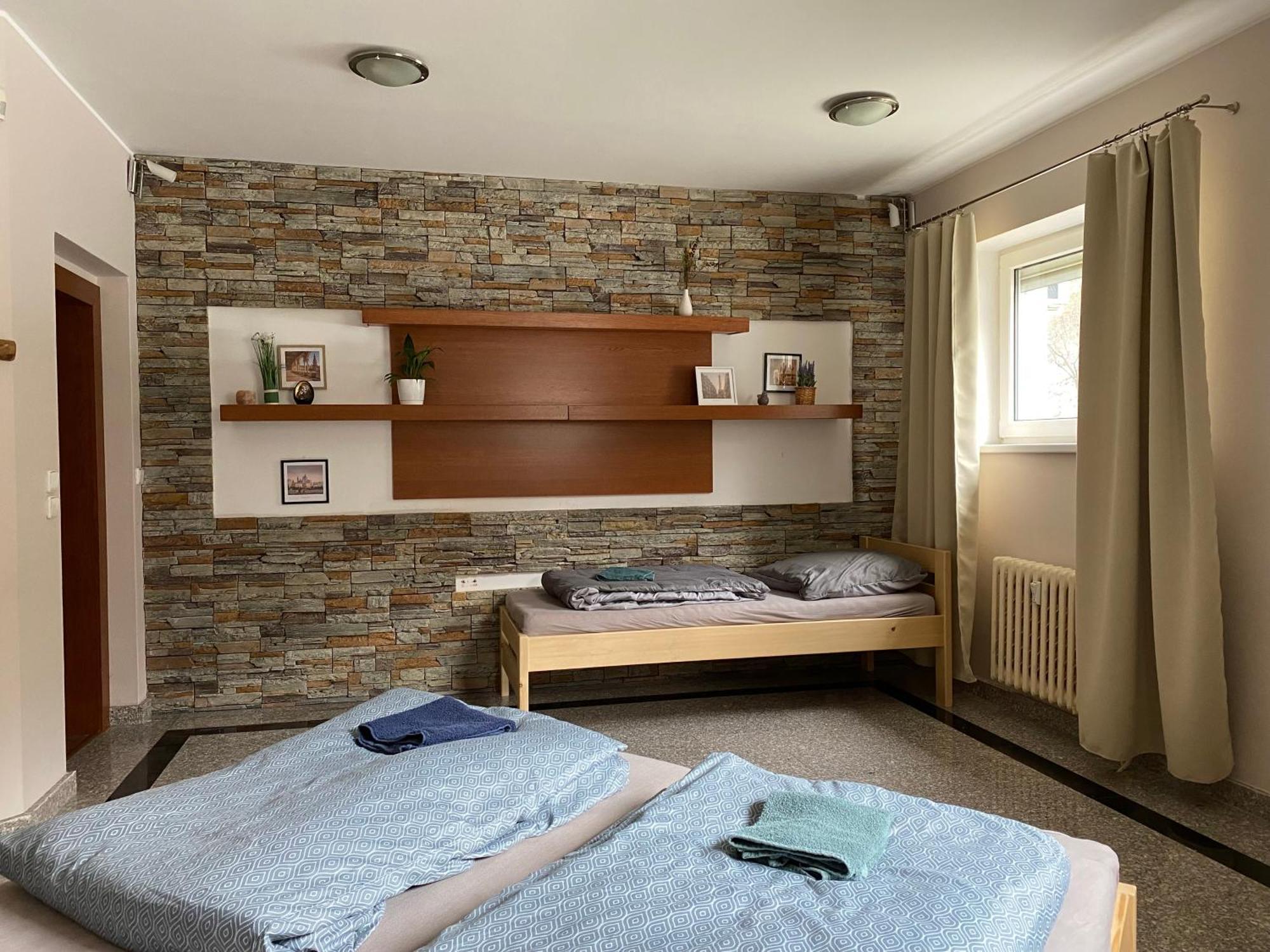 Zen Zone Hostel Bratislava Ngoại thất bức ảnh